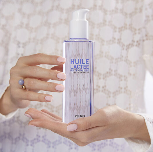 KENZOKI WHITE LOTUS CLEANSING MILKY OIL