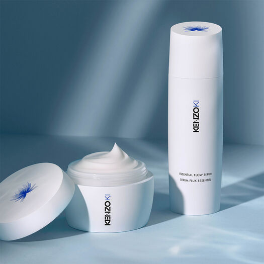 ESSENTIAL FLOW SERUM