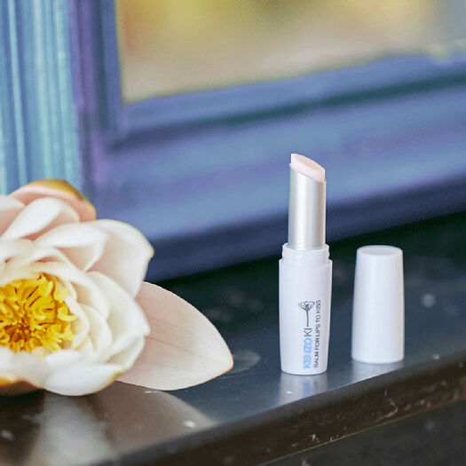 BALM FOR LIPS TO KISS